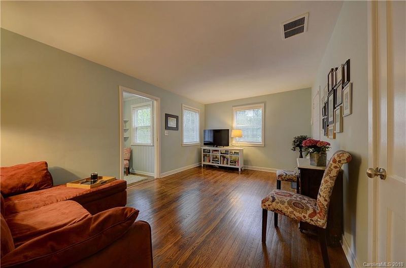 3218 Draper Ave, Charlotte, NC 28205