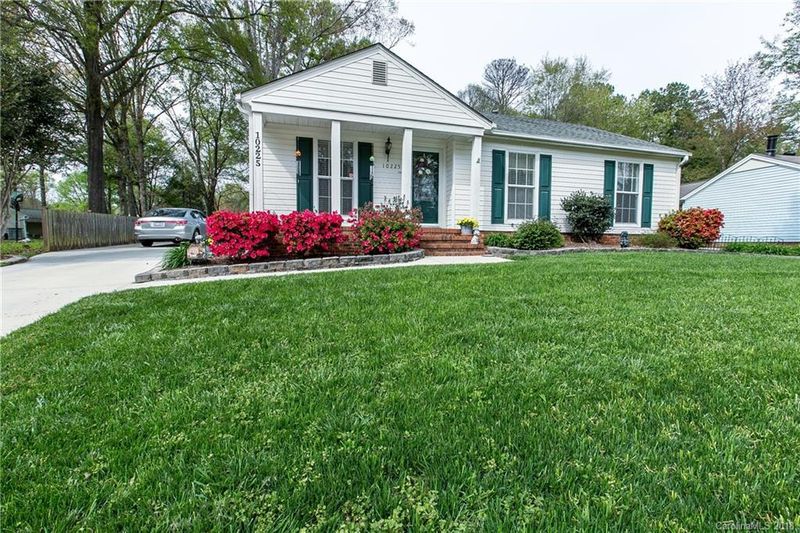 10225 Cairnsmore Pl, Mint Hill, NC 28227