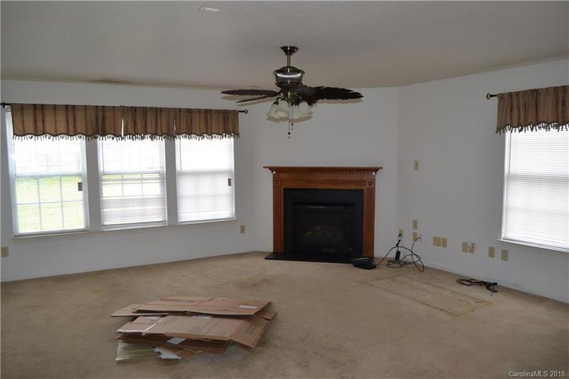3852 Shasta Cir, Clover, SC 29710