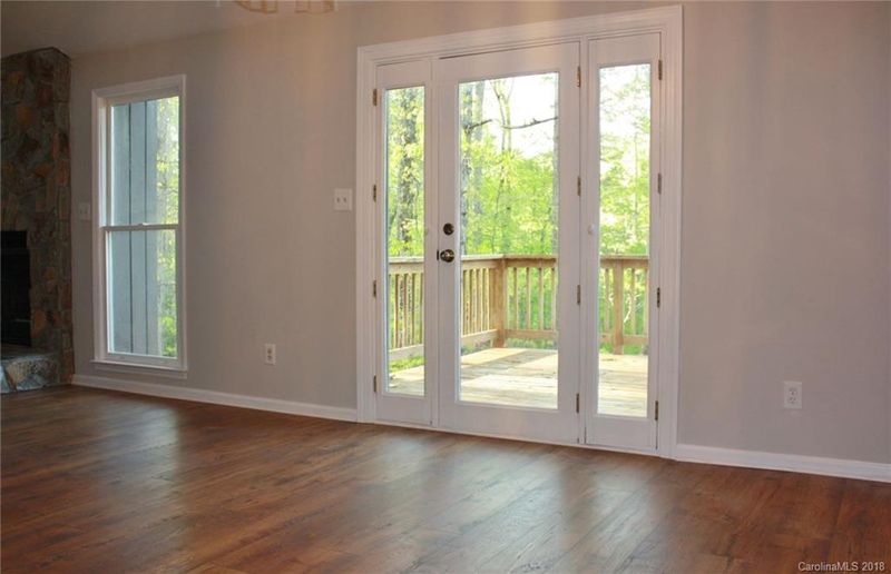 5701 Manchester Ave, Harrisburg, NC 28075