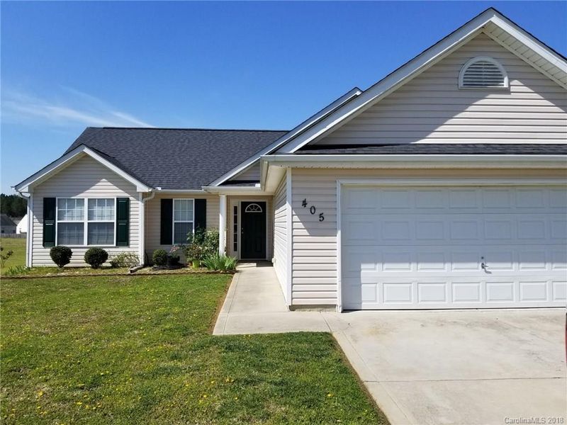 405 Glencroft Dr, Wingate, NC 28174