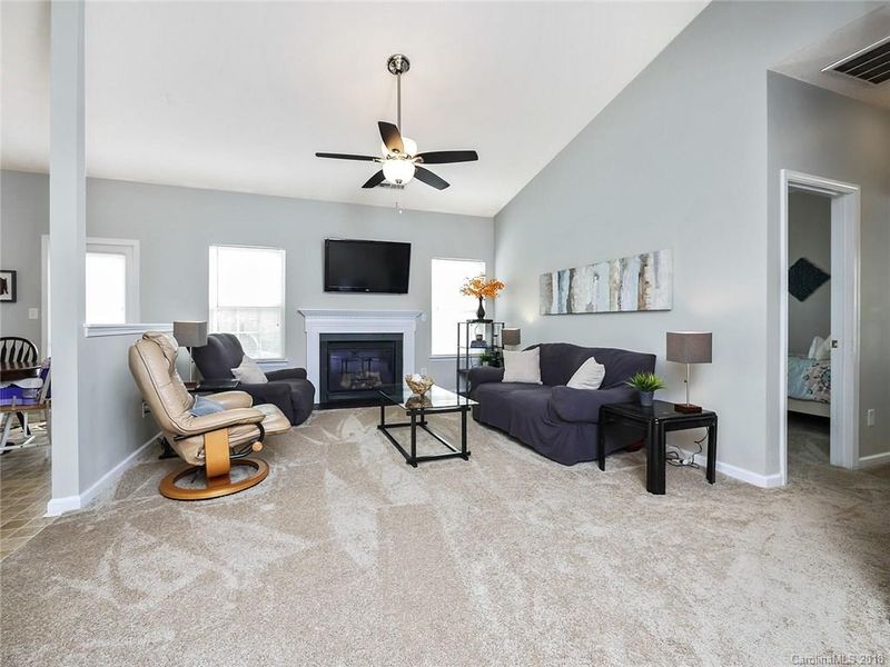 8501 Strider Dr, Charlotte, NC 28212