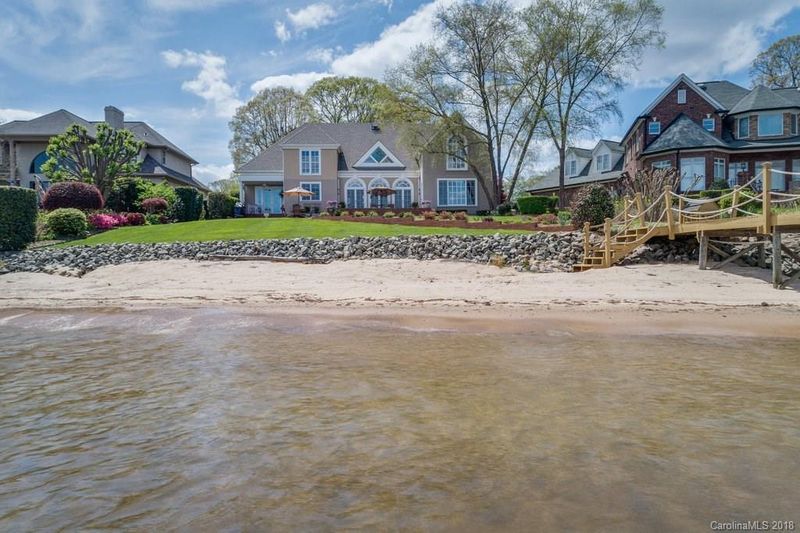 1090 Shoreline Dr, Stanley, NC 28164