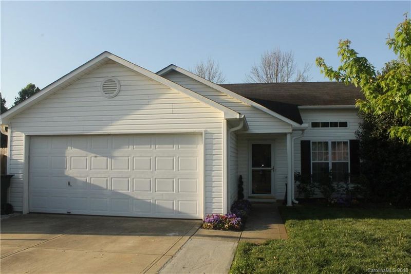 4586 Lands End Ct SW, Concord, NC 28027