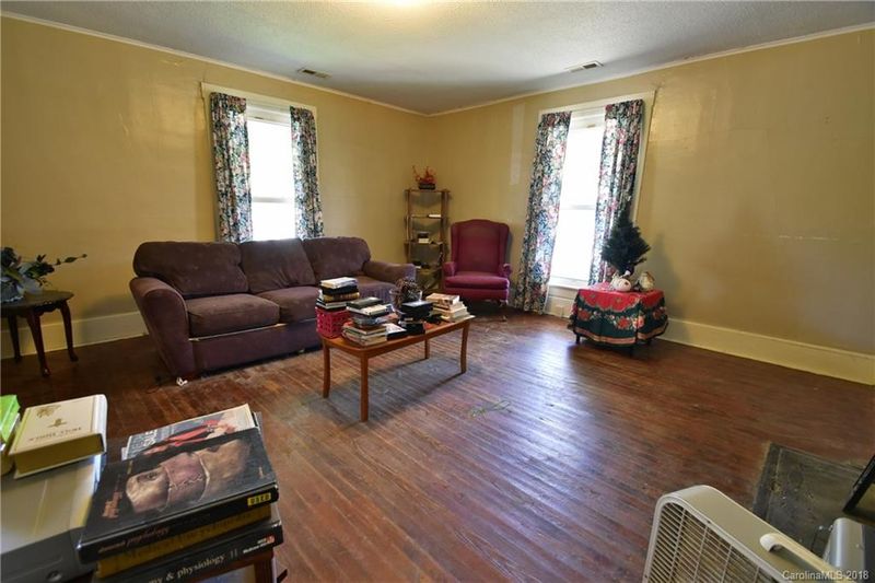 601 Grover St, Gastonia, NC 28054