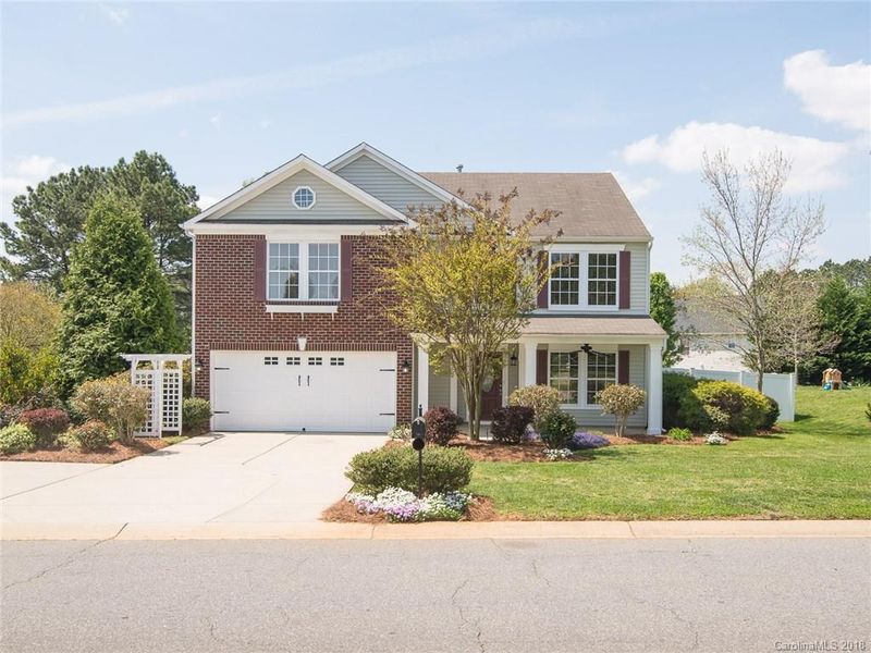 124 Longlea Dr, Clover, SC 29710