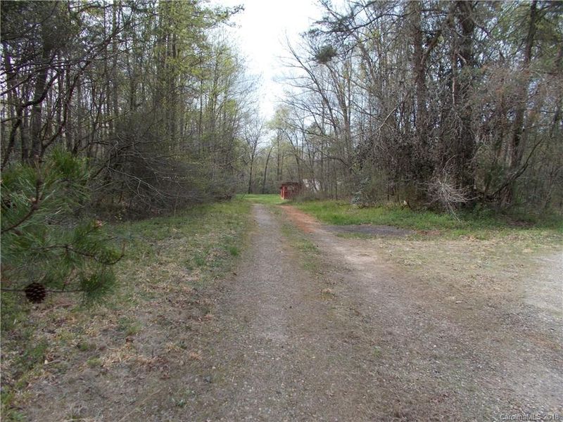 715 Howards Bridge Rd, Union Grove, NC 28689