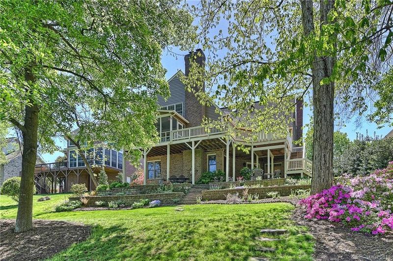 475 Cranborne Chase Dr, Fort Mill, SC 29708