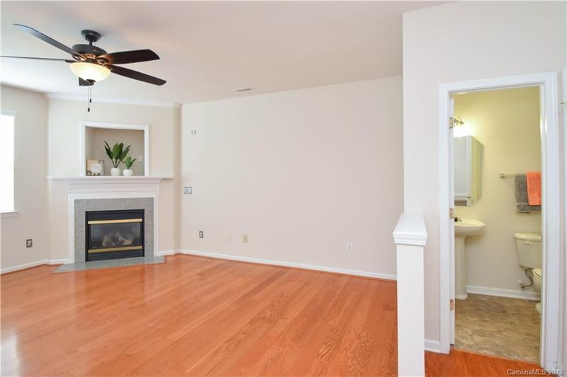 15916 Circlegreen Dr, Charlotte, NC 28273