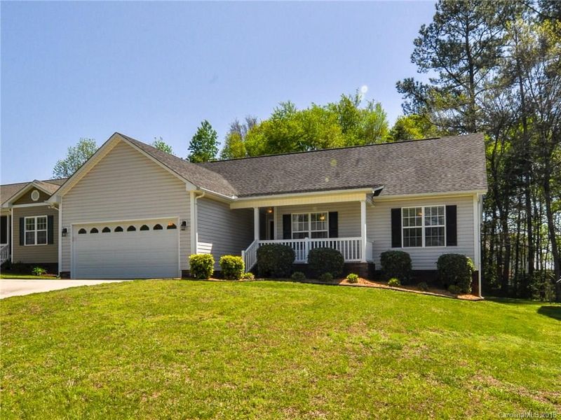 453 Riverglen Dr, Concord, NC 28027