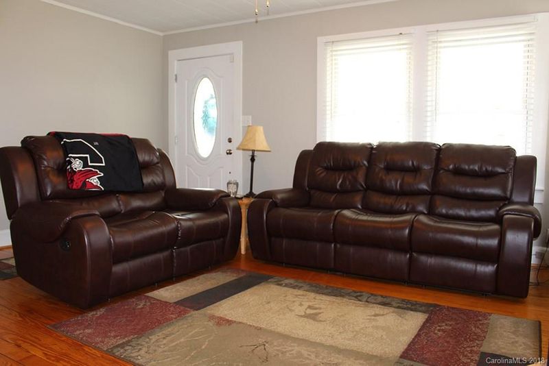 711 Lancaster Hw, Chester, SC 29706