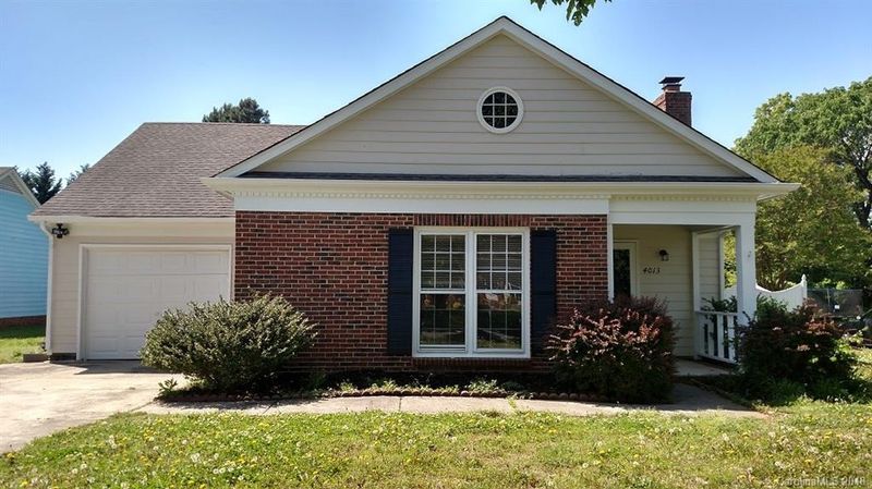 4013 Inglehurst Dr, Charlotte, NC 28273