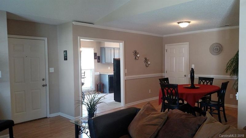 4013 Inglehurst Dr, Charlotte, NC 28273