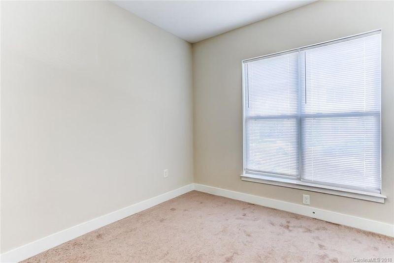 1016 Skyline View Way, Charlotte, NC 28204