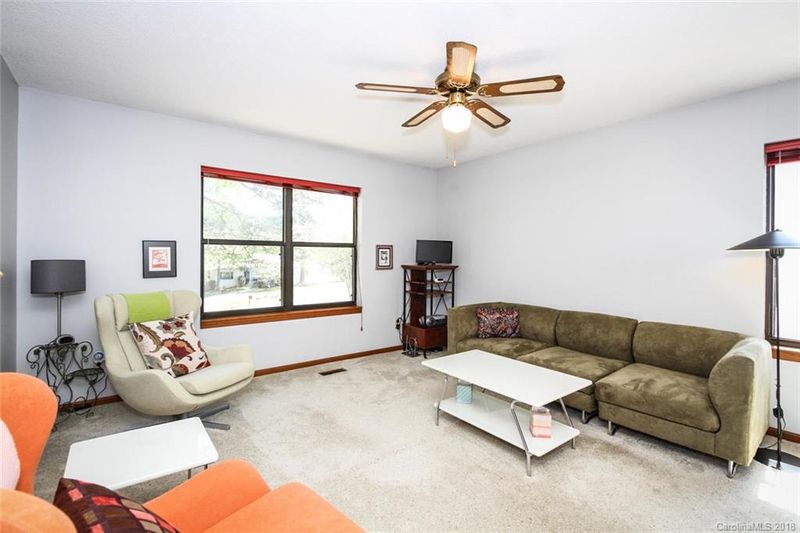4215 Nevin Rd, Charlotte, NC 28269
