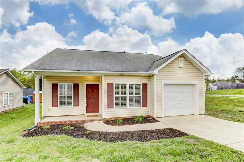 6216 Sid Crane Dr, Charlotte, NC 28216