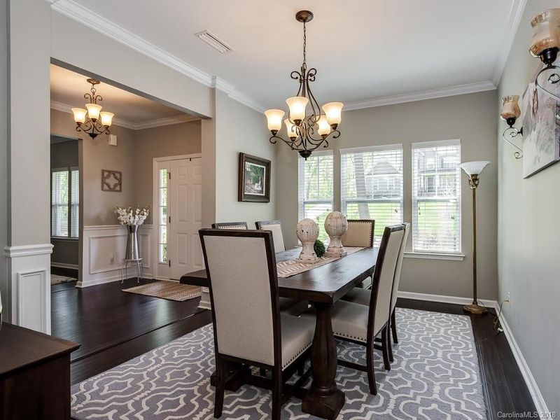 1057 Crofton Dr, Waxhaw, NC 28173