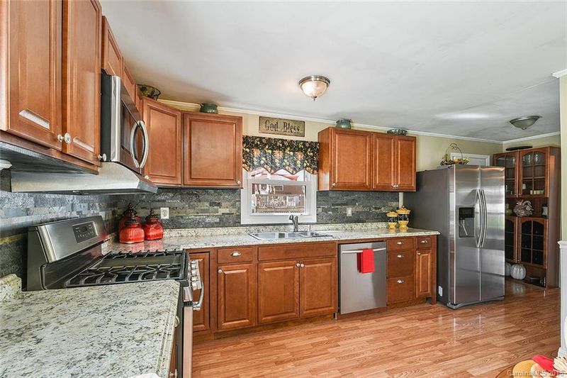1332 2nd St, Gastonia, NC 28054