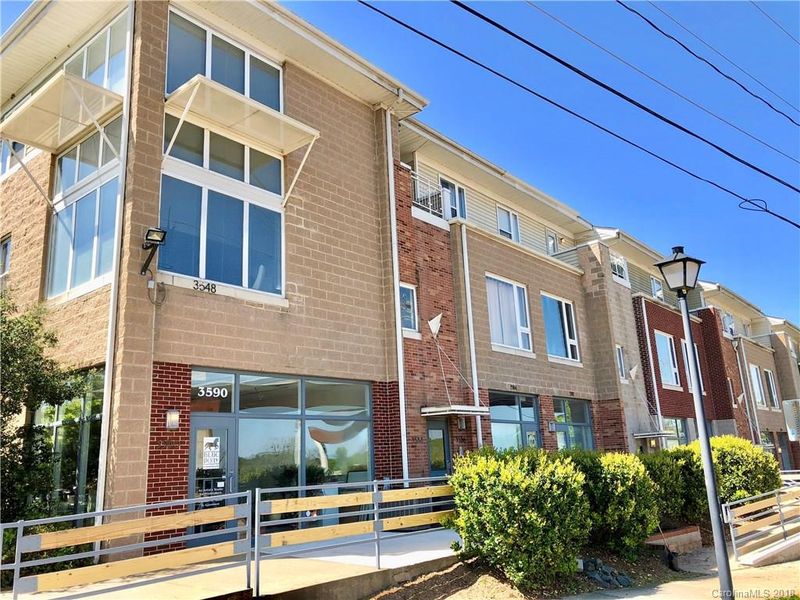 3588 N Davidson St, Charlotte, NC 28205