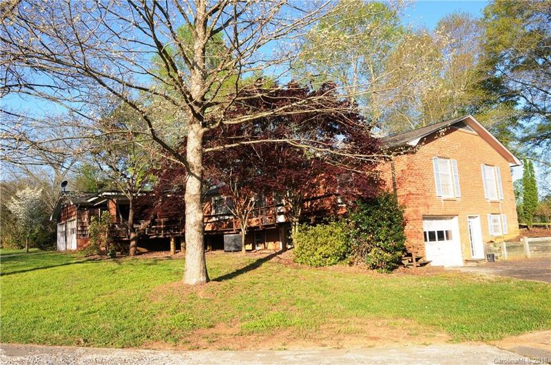 3262 Sigmon Dairy Rd, Newton, NC 28658