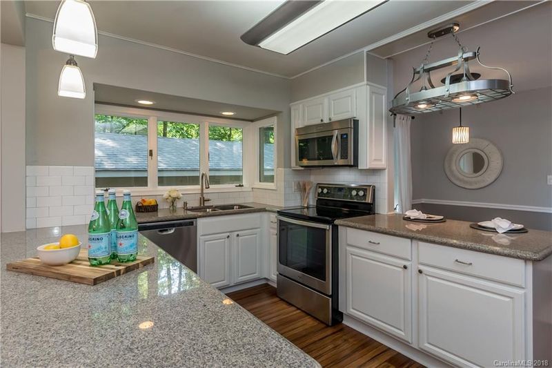8 Tanglewood Rd, Clover, SC 29710