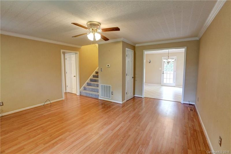1009 Manassas Dr, Concord, NC 28027