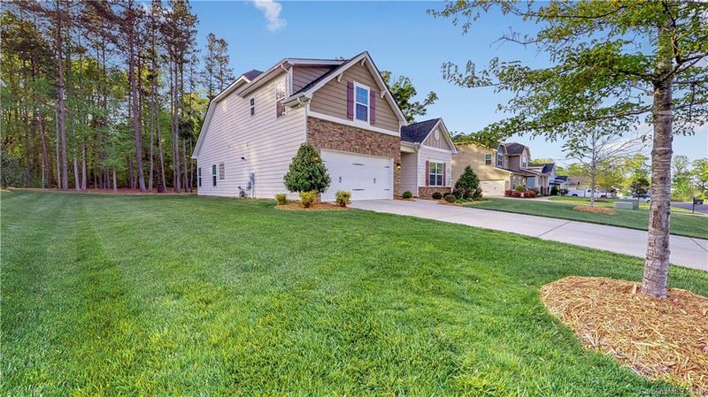 5823 Gatekeeper Ln, Mint Hill, NC 28227