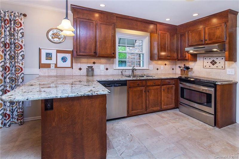 4454 Turnberry Ct, Concord, NC 28027