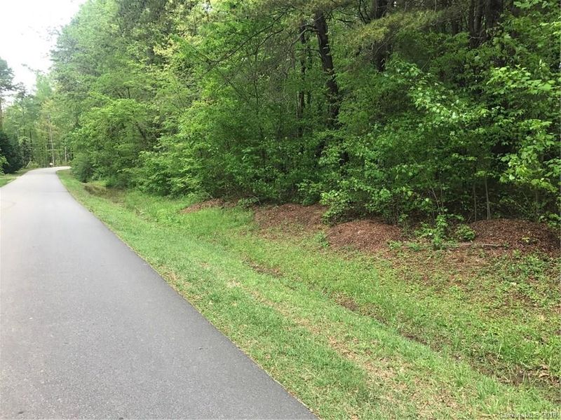 000 Sundown Rd #2, Mooresville, NC 28117