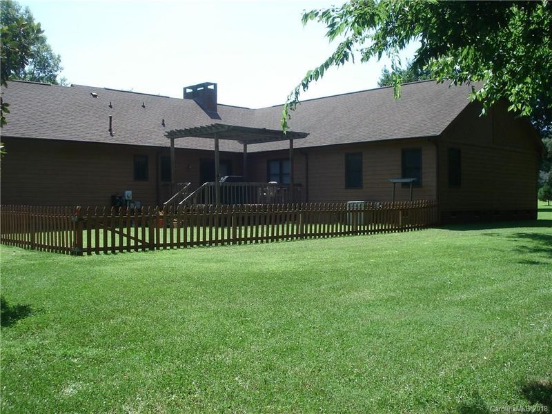8206 Blackjack Oak Ct, Harrisburg, NC 28075