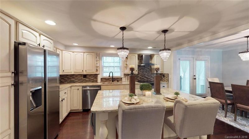 912 Black Oak Dr #73, Matthews, NC 28105