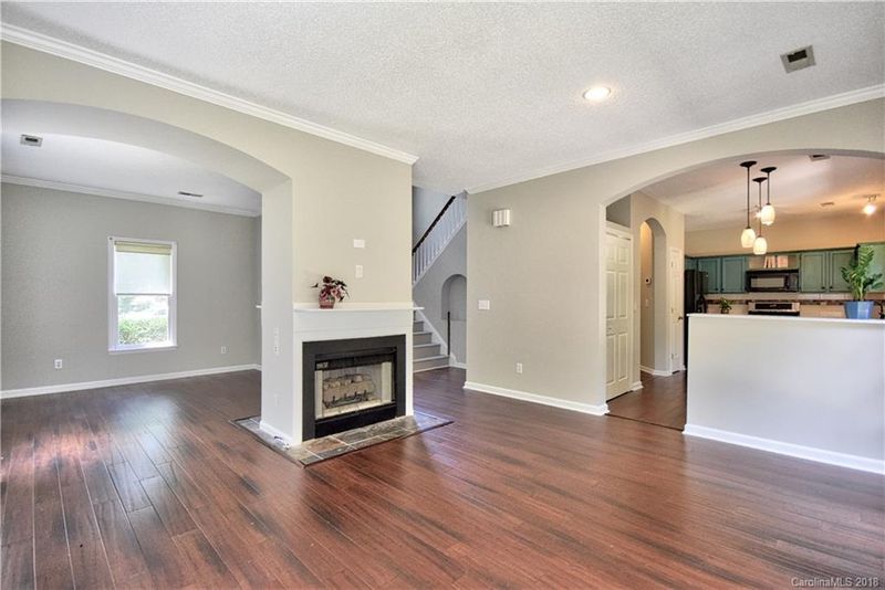 19803 Pinyon Dr, Cornelius, NC 28031