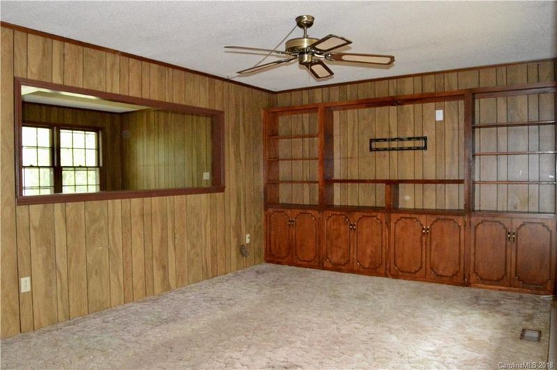 1892 Southside Rd, Lincolnton, NC 28092