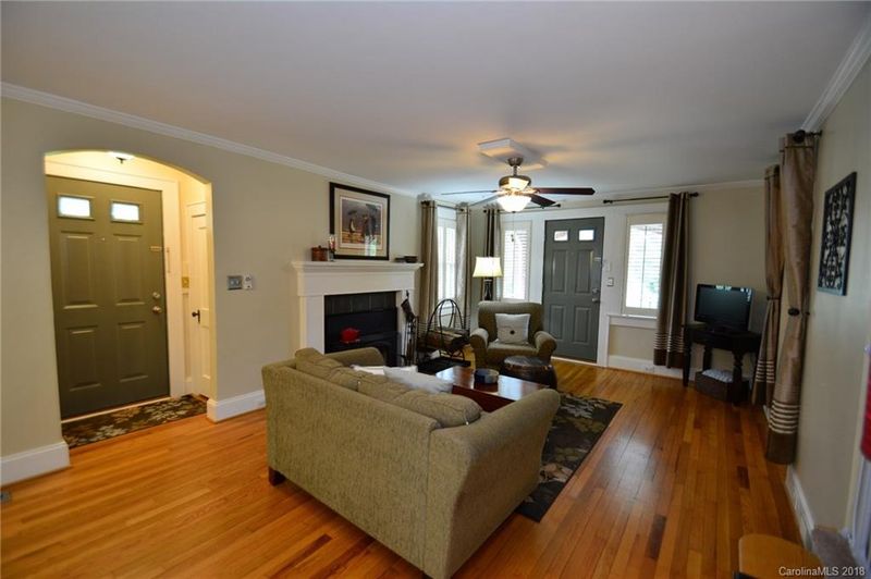431 Ridgeway Ave, Statesville, NC 28677