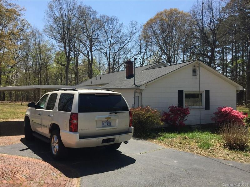 1006-A Moose Rd, Kannapolis, NC 28083