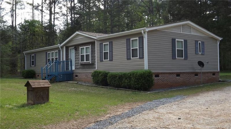 965 Meadow Bend Dr, York, SC 29745