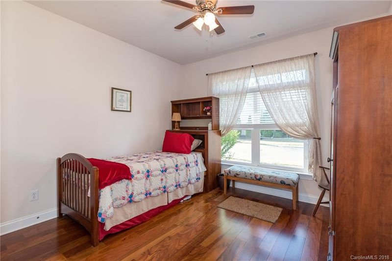 8012 Soaring Eagle Ln, Waxhaw, NC 28173