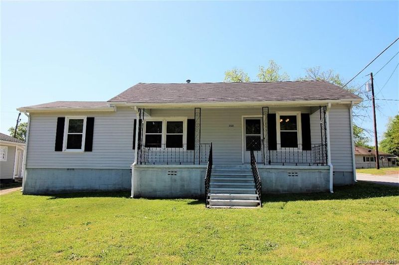 200 Mcconnell St, Clover, SC 29710