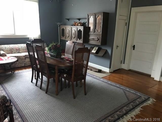 327 S Broad St, Mooresville, NC 28115
