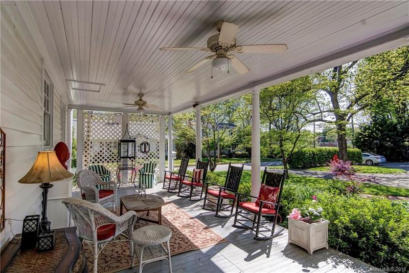 802 N Main Ave, Newton, NC 28658