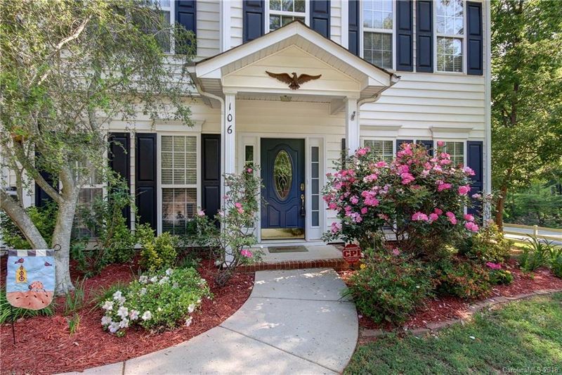 106 Devon Forest Dr, Mooresville, NC 28115