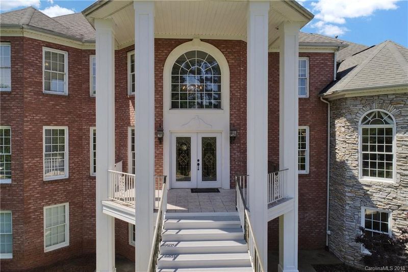 7127 Anchorage Ln, Tega Cay, SC 29708
