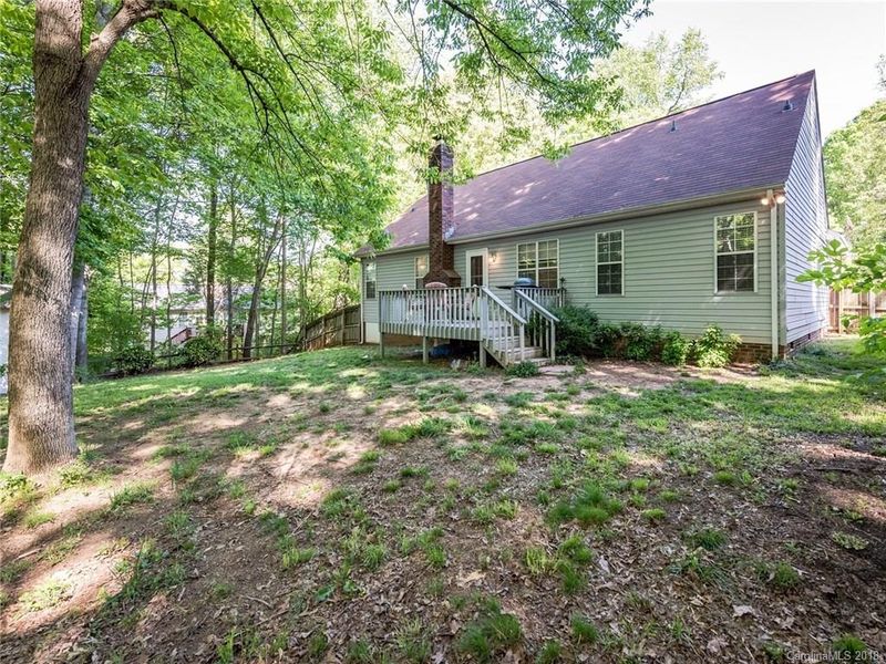 4441 Hounds Run Dr, Matthews, NC 28105