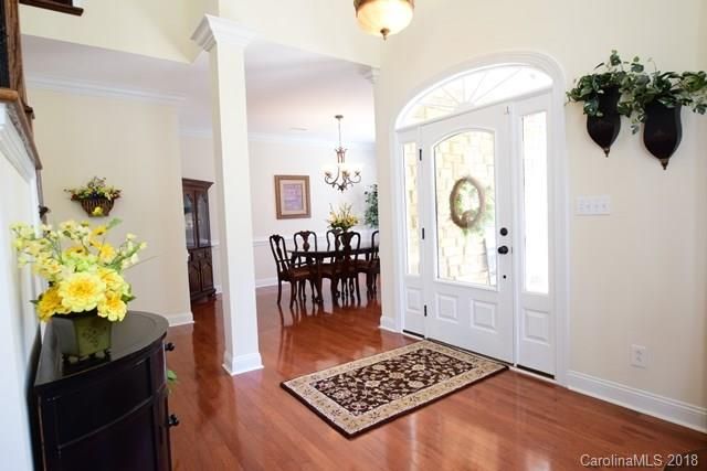 1691 Sharon Ln, Lancaster, SC 29720