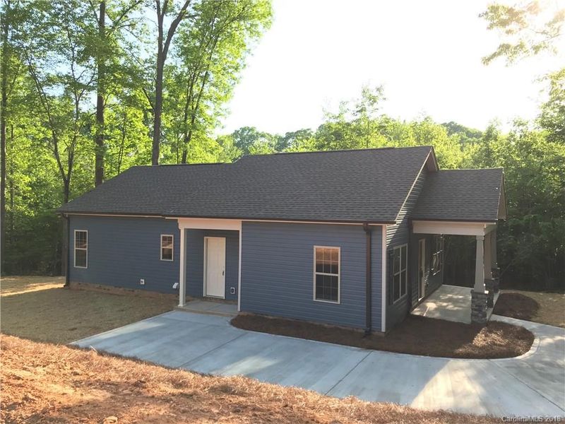 305 Rollins St, Stanley, NC 28164