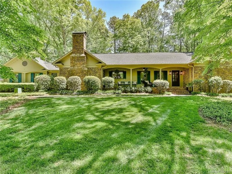 7425 Valleybrook Rd, Charlotte, NC 28270