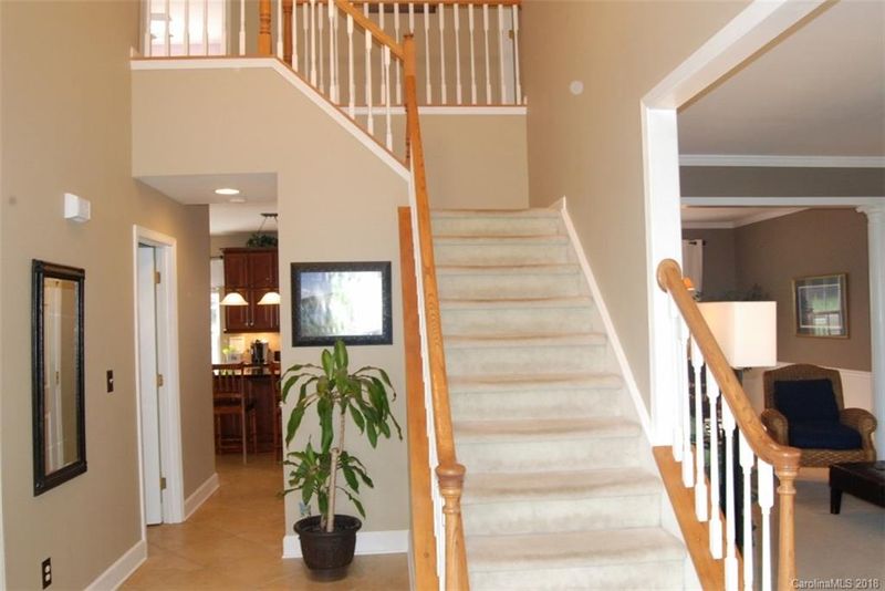 537 Whitehead Ct, Fort Mill, SC 29708