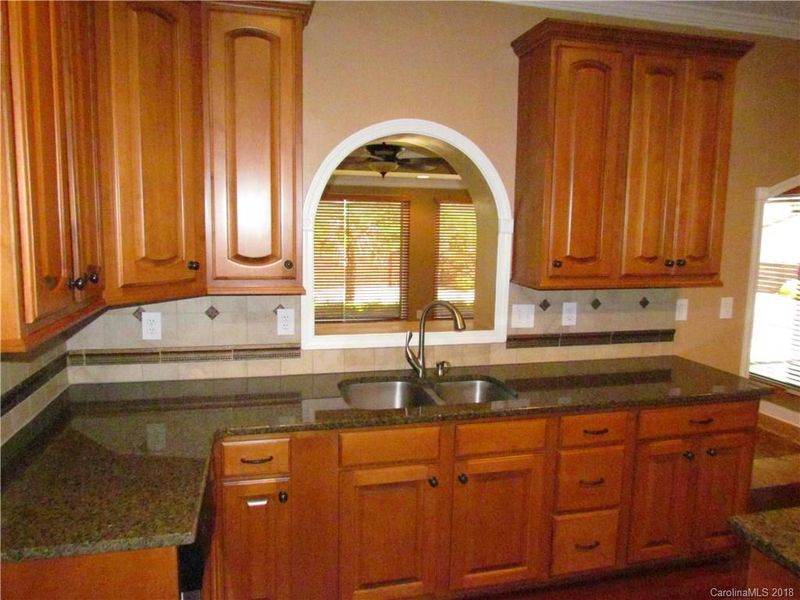 5045 Fairbluff Rd, Concord, NC 28025