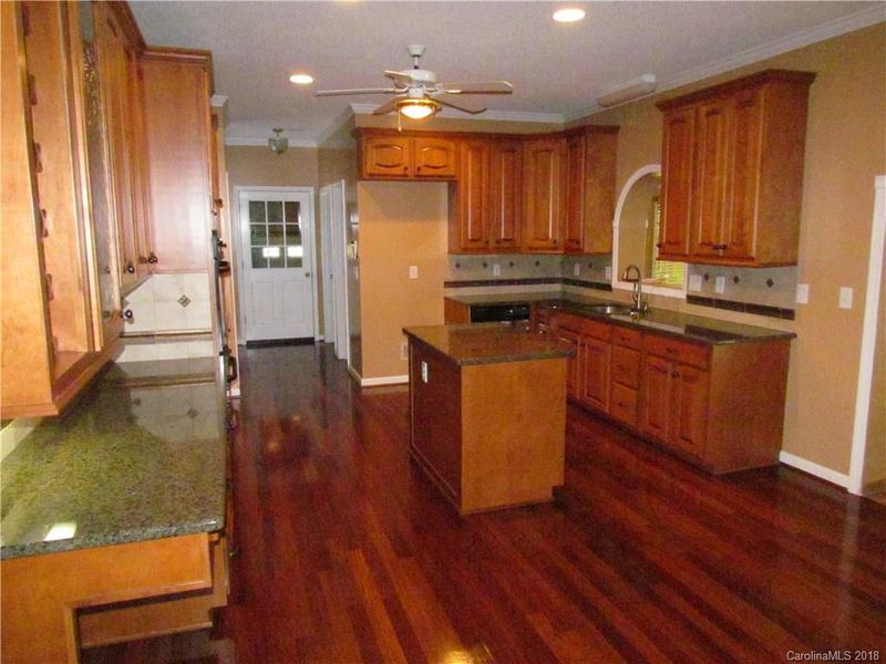 5045 Fairbluff Rd, Concord, NC 28025
