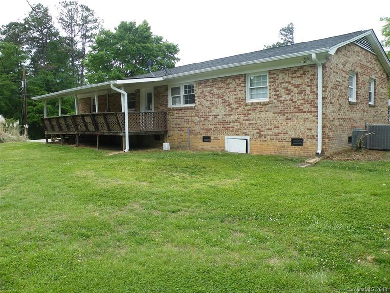 231 Keener Dr, Dallas, NC 28034
